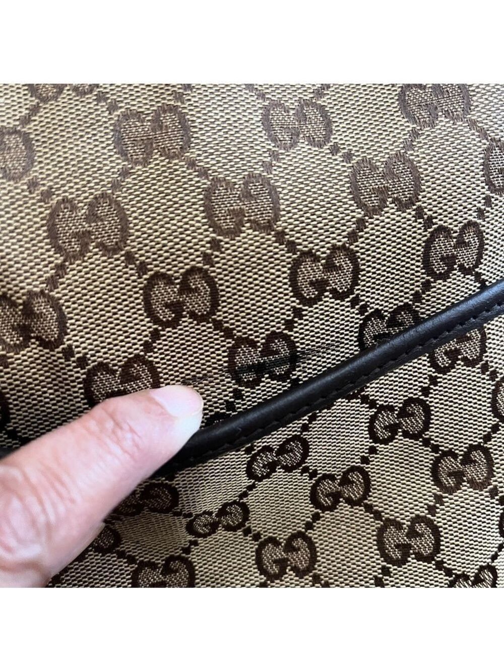 GUCCI MONOGRAM BROWN MESSENGER SLING BAG - Picture 6 of 16
